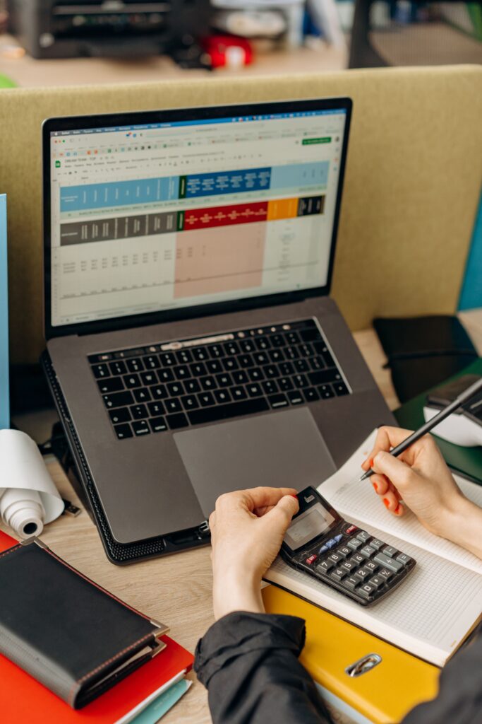 How to Price Jobs for Profit: Break-Even and Margin for Service Businesses
